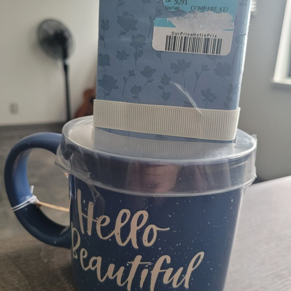Hello Beautiful Mug and Book Gift Set - Picture 3 of 6